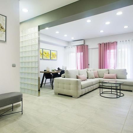 Athenalux Apartment Modern Bright ภายนอก รูปภาพ