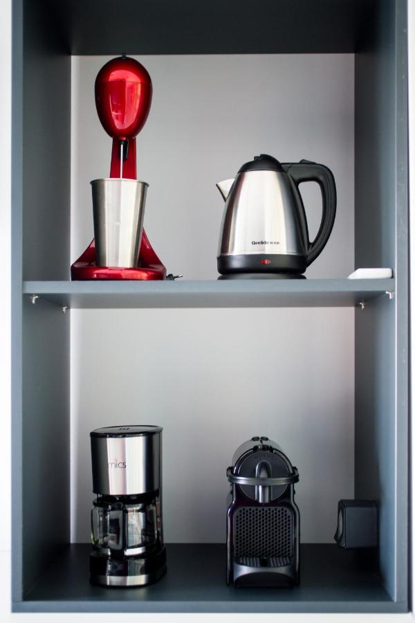 Athenalux Apartment Modern Bright ภายนอก รูปภาพ